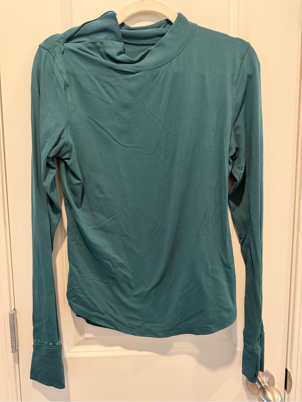 Lululemon long sleeve running top